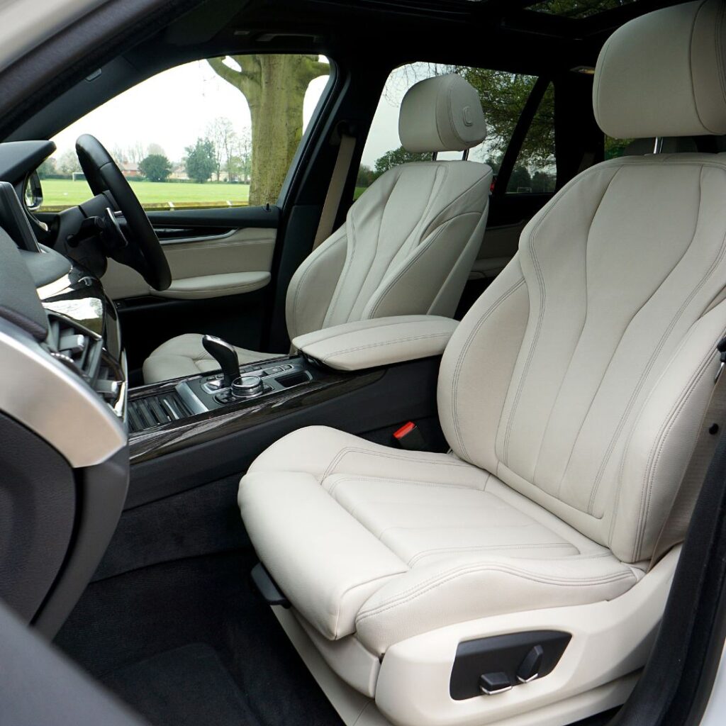 A photo of our executive private transport services in sheffield